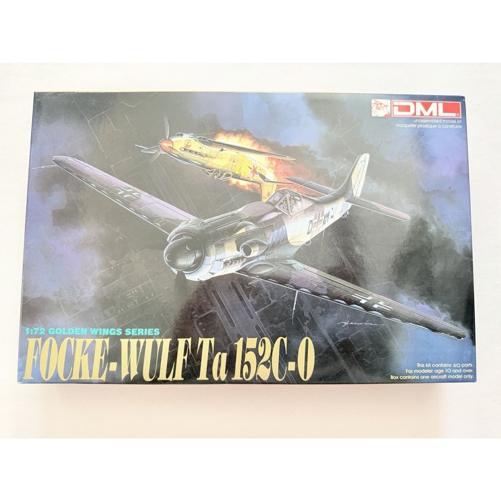 DML 1/72 Focke-Wulf Ta 152C-0 Golden Wings Series Model Kit 5007 Open Box
